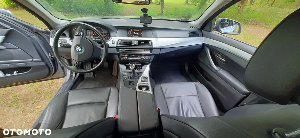 BMW Seria 5 520d - 9