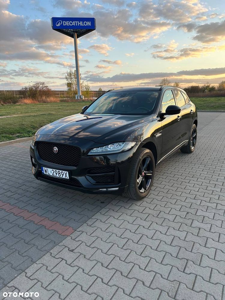 Jaguar F-Pace - 1