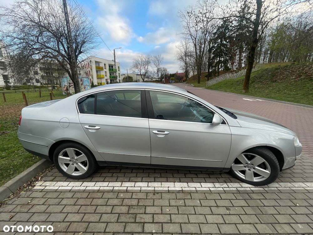 Volkswagen Passat 2.0 TDI DPF Comfortline DSG - 2