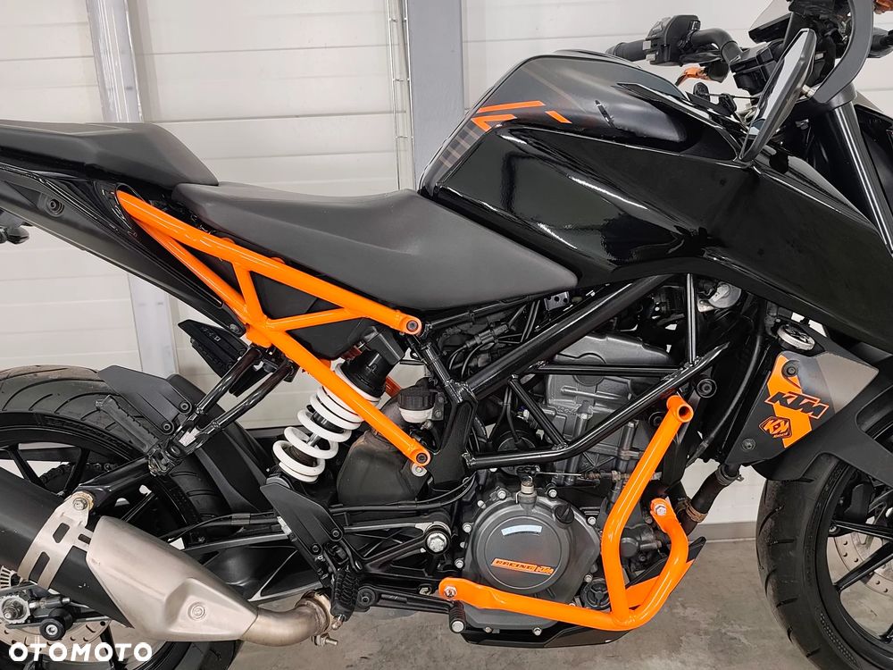 KTM Duke - 13