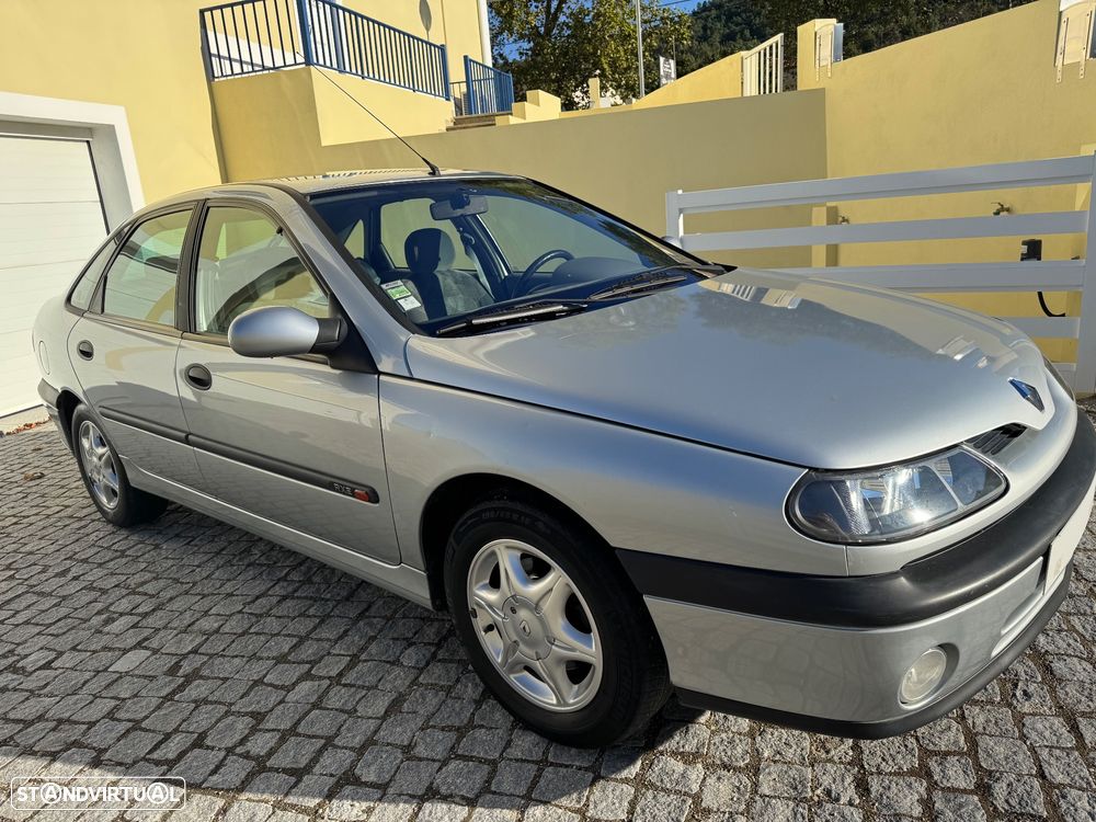 Renault Laguna 1.6 RXE - 17