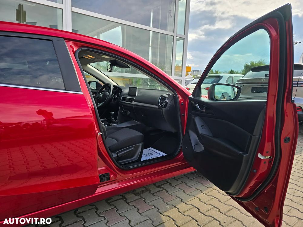 Mazda 3 G120 Revolution - 9
