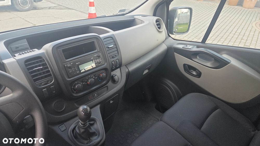 Renault Trafic - 8