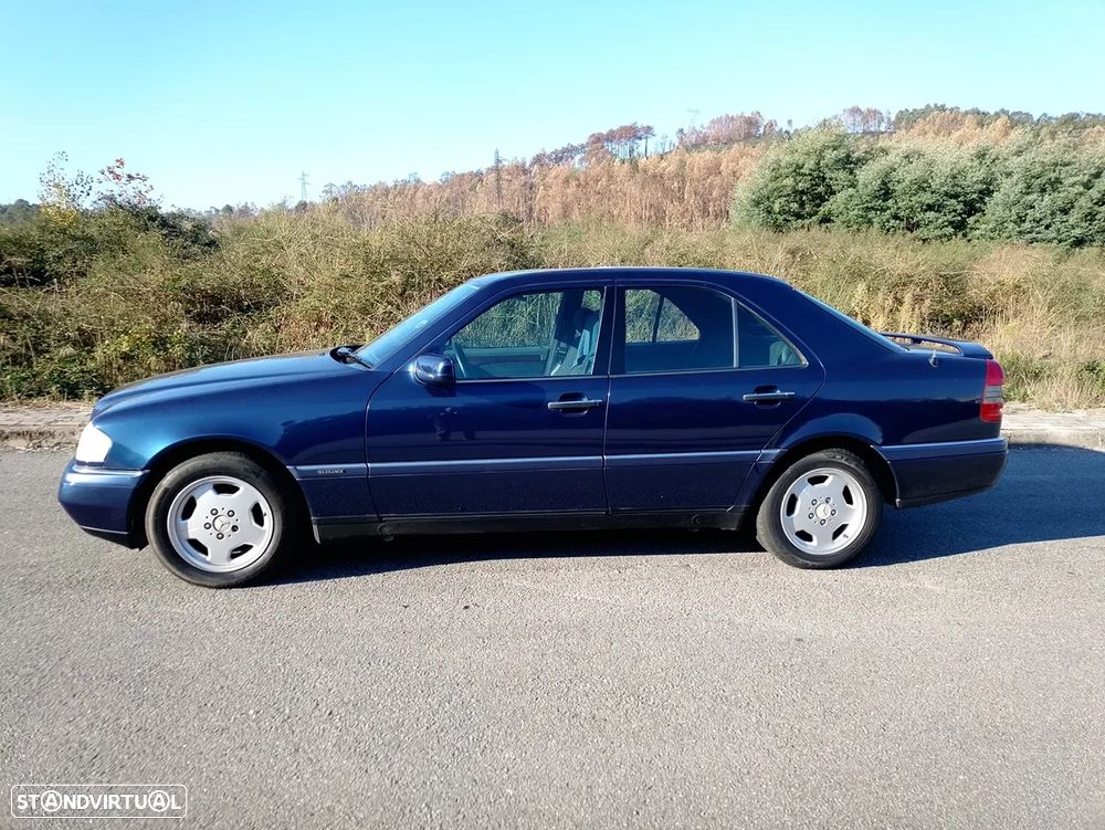 Mercedes-Benz C 220 - 1
