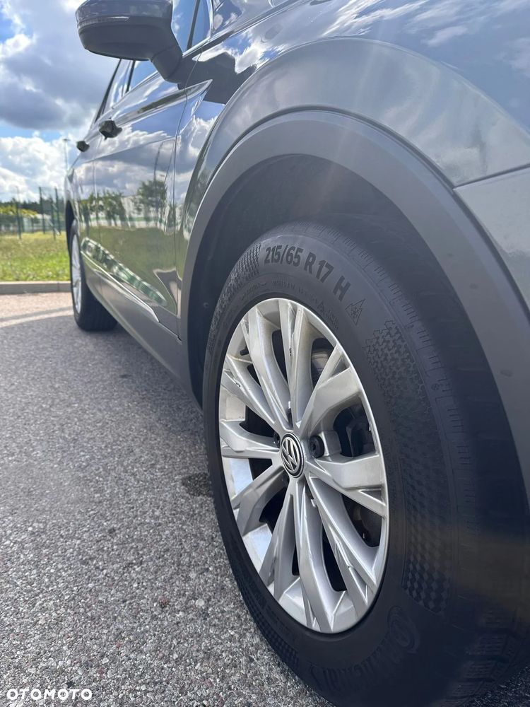 Volkswagen Tiguan - 16