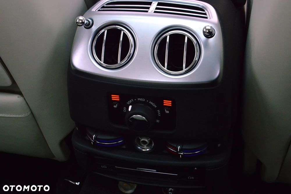 Rolls-Royce Ghost Standard - 21