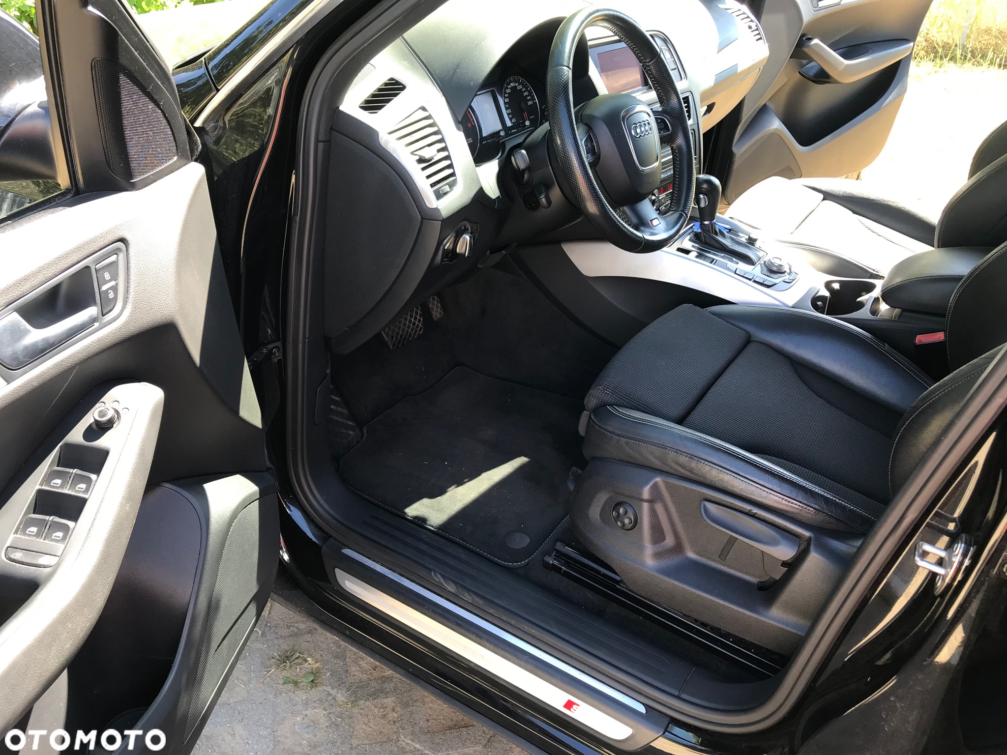 Audi Q5 2.0 TDI quattro Stronic - 13