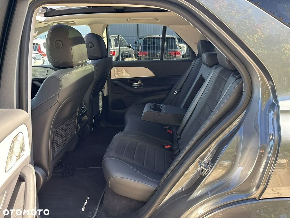 Mercedes-Benz GLE 300 d 4Matic 9G-TRONIC AMG Line - 18