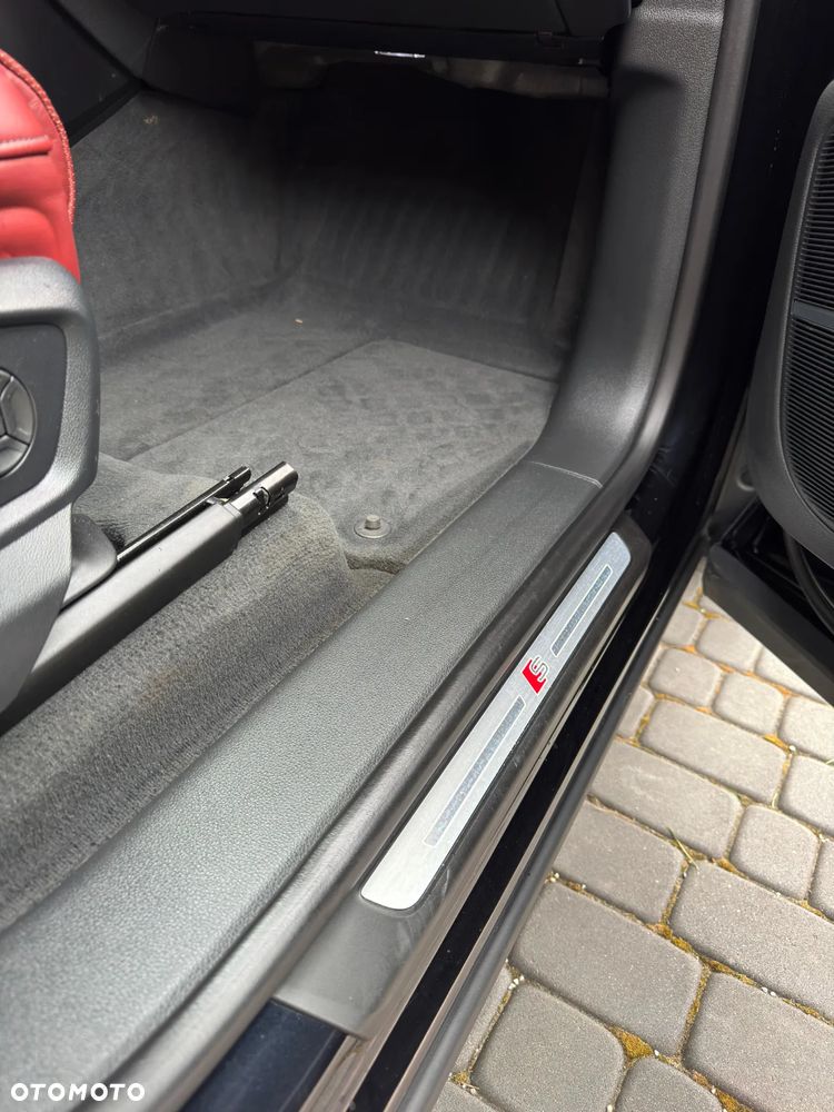 Audi SQ8 TFSI Quattro Tiptronic - 12