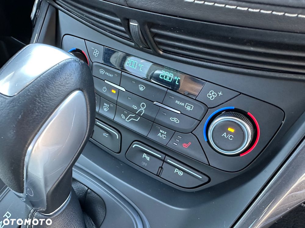 Ford Kuga Vignale 1.5 EcoBoost AWD ASS - 16