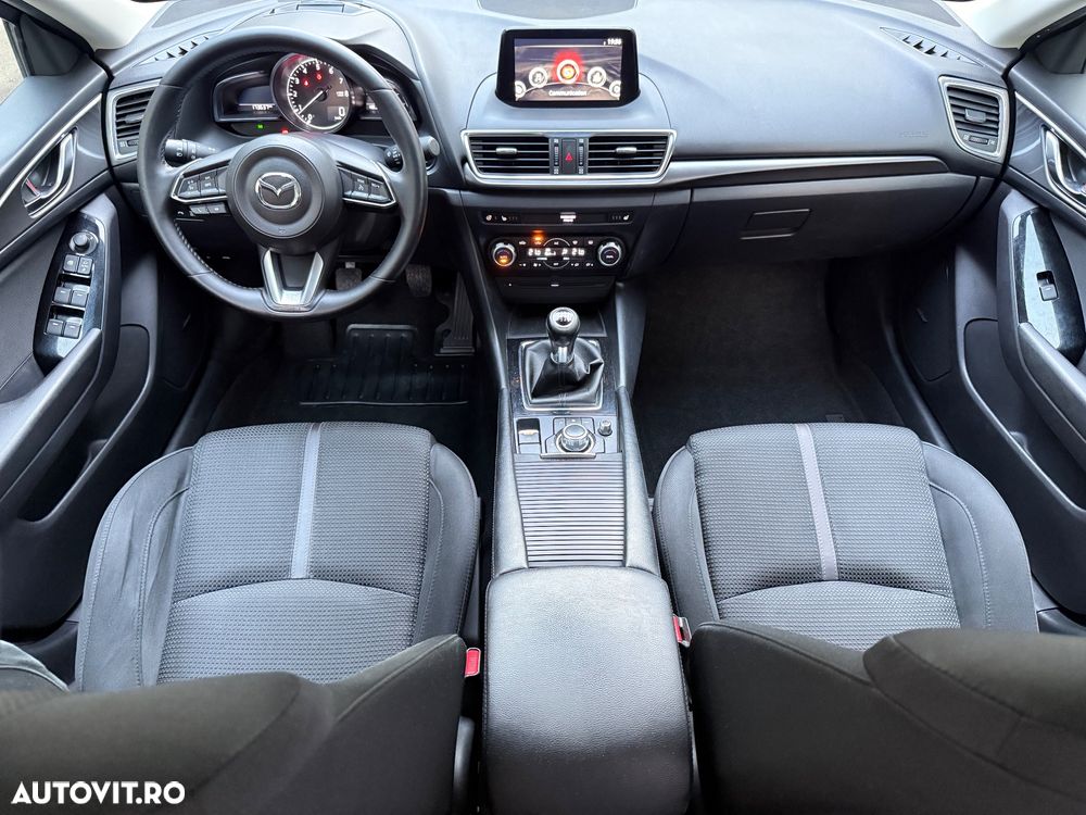 Mazda 3 G120 Revolution - 6