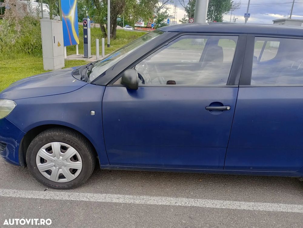 SKODA Fabia 2014 — imagine 3