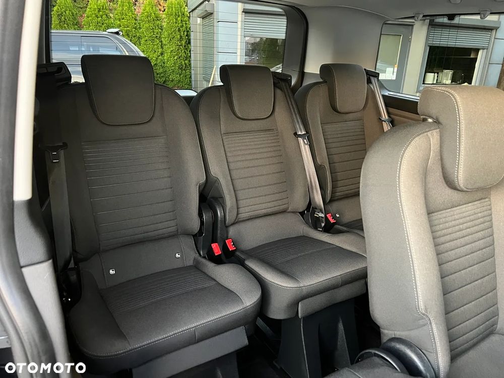 Ford Tourneo Custom 2.0 EcoBlue L1 Titanium - 23