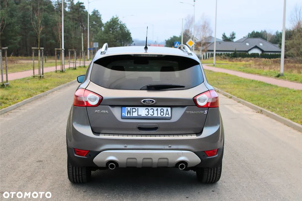 Ford Kuga 2.0 TDCi 2x4 Titanium - 8
