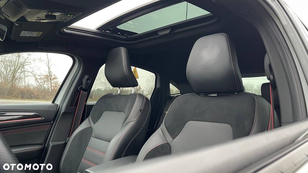 Renault Arkana E-TECH 145 R.S.LINE - 32