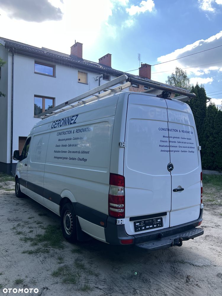 Mercedes-Benz Sprinter - 5