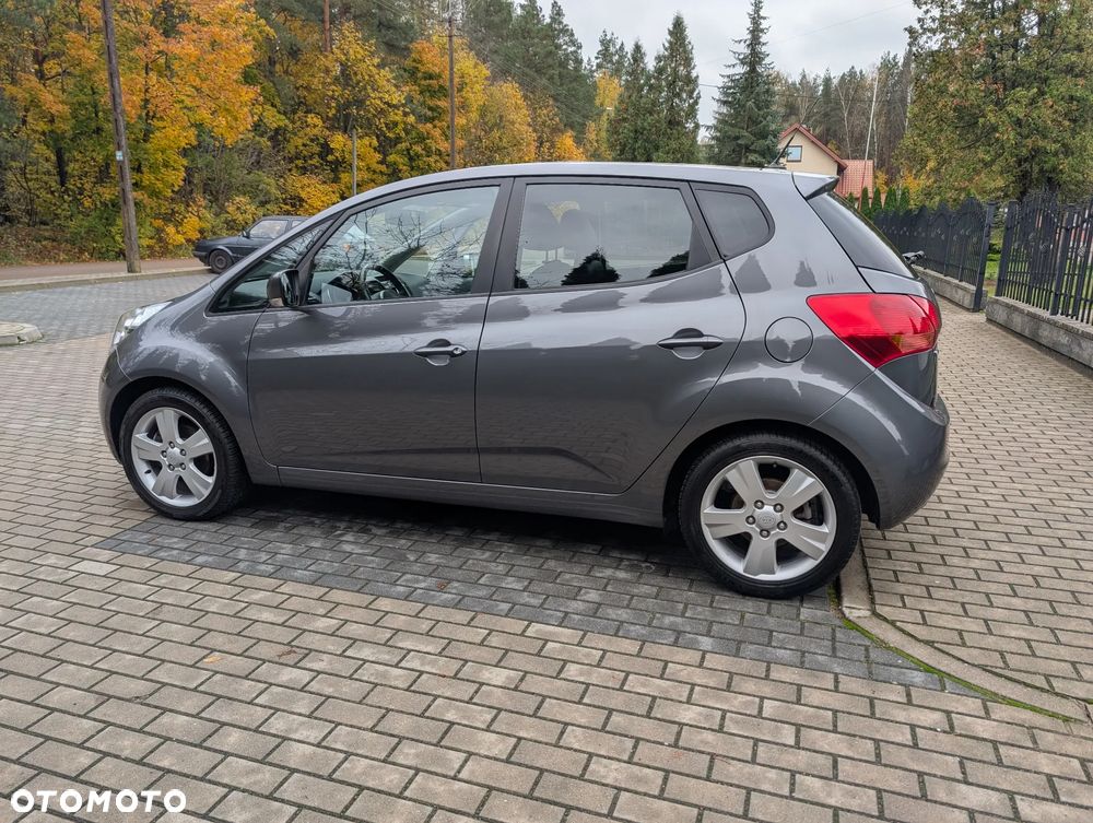 Kia Venga 1.6 L - 14