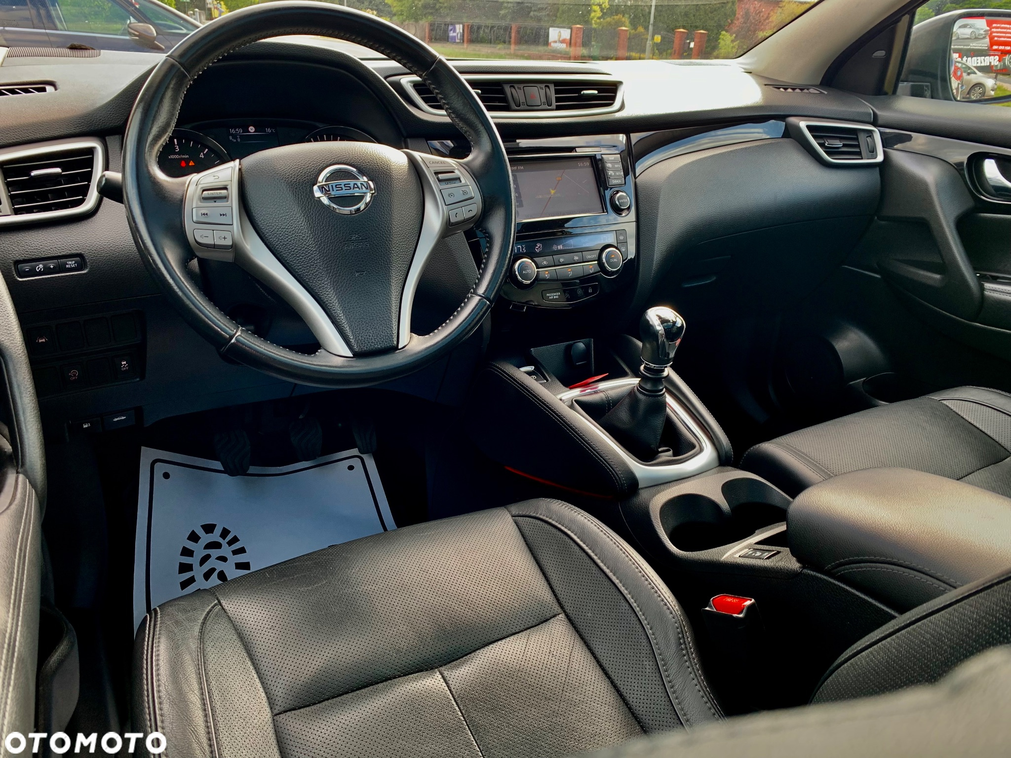 Nissan Qashqai 1.6 DCi Tekna EU6 - 19
