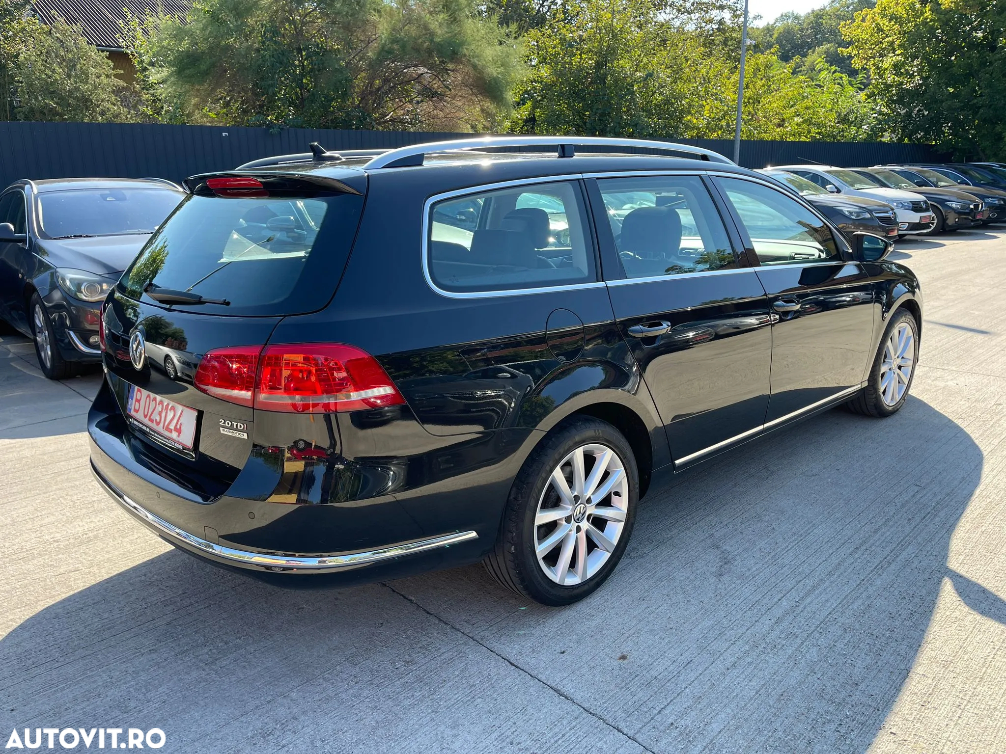 Volkswagen Passat Variant 2.0 TDI BlueMotion Technology Highline - 3