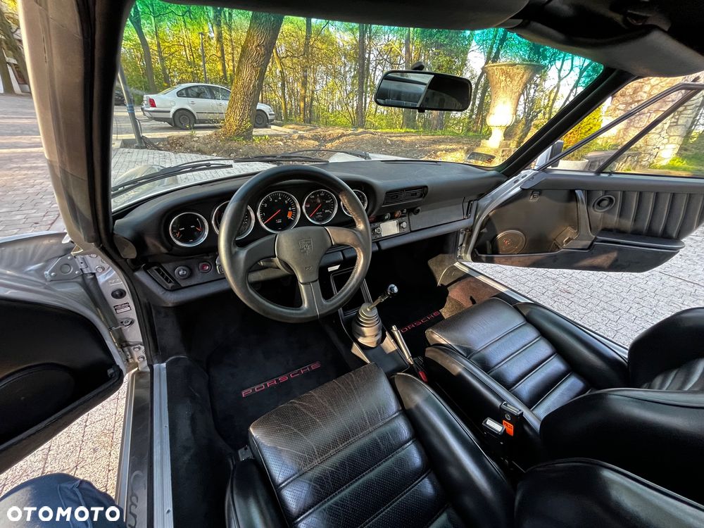 Porsche 911 - 11