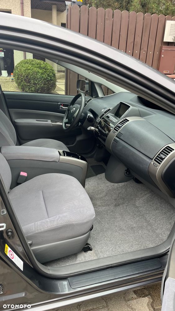 Toyota Prius 1.5 VVT-i Sol - 13