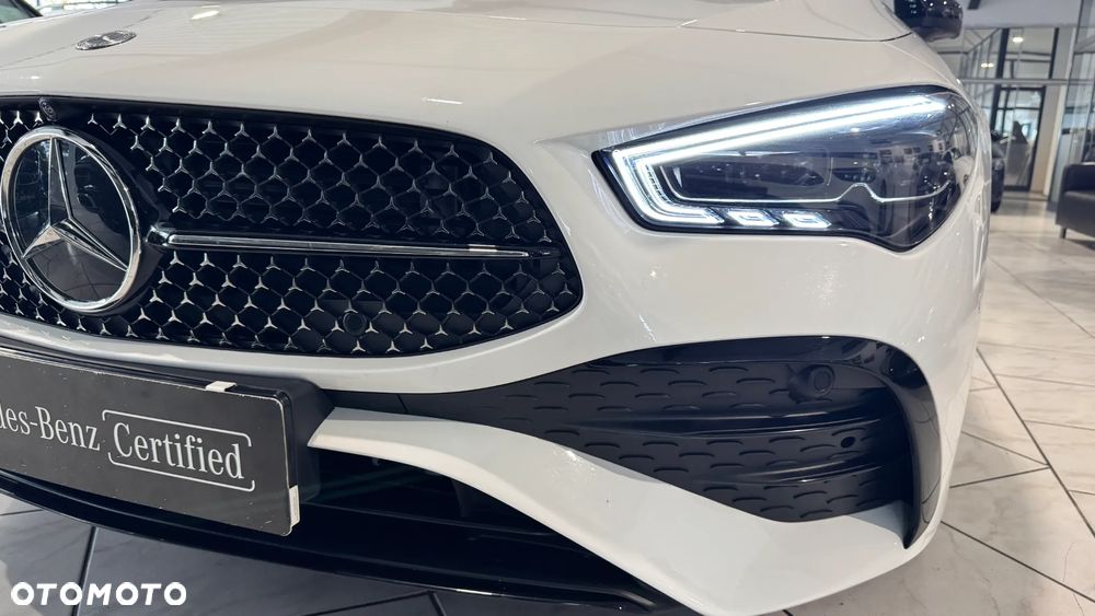 Mercedes-Benz CLA 200 AMG Line 7G-DCT - 7