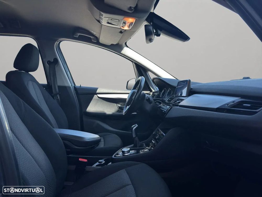 BMW 216 Gran Tourer - 18