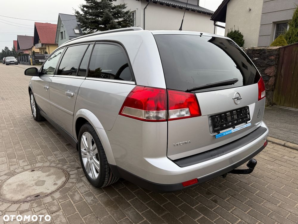 Opel Vectra 1.8 Caravan - 4