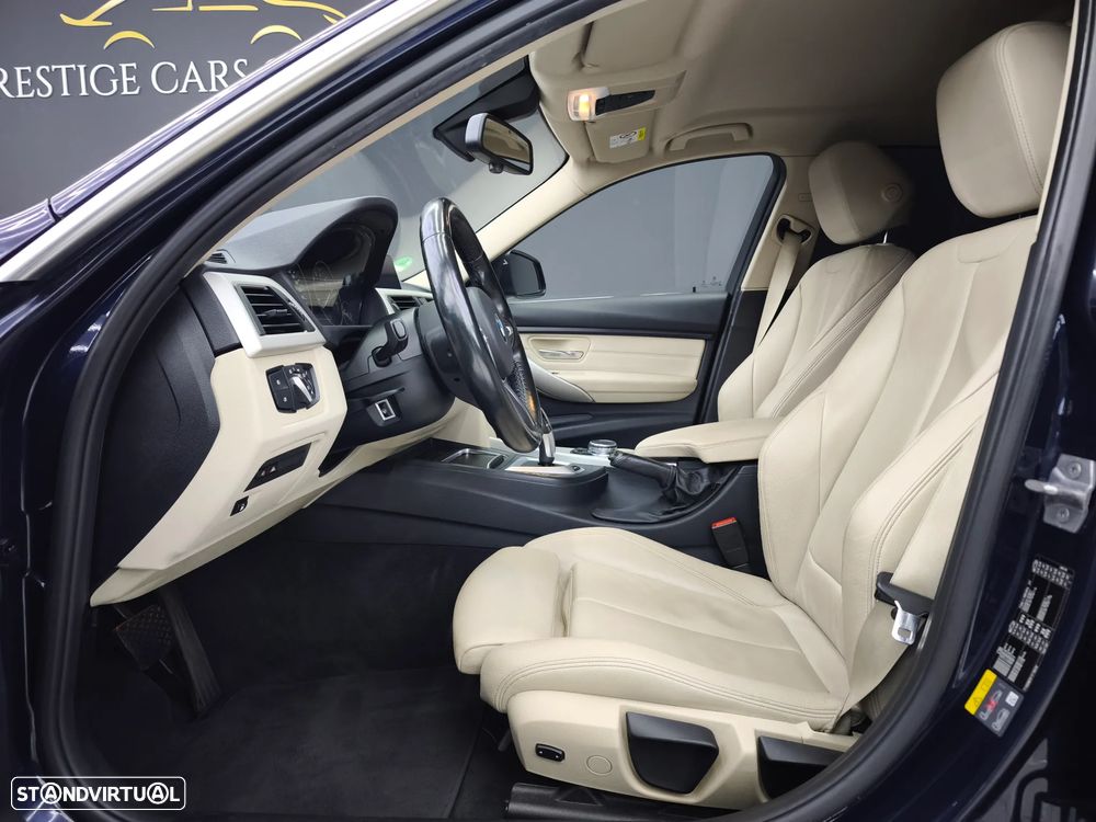 BMW 330 e iPerformance Line Luxury Purity - 17