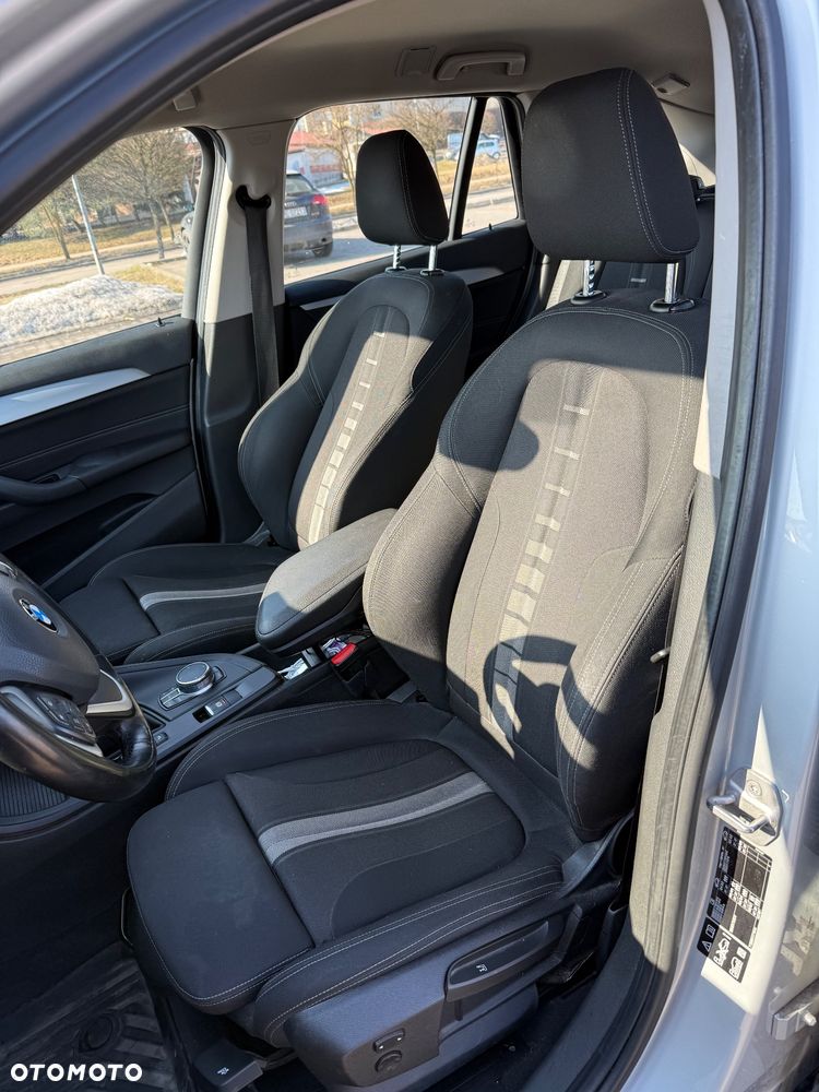 BMW X1 xDrive20d Advantage - 13