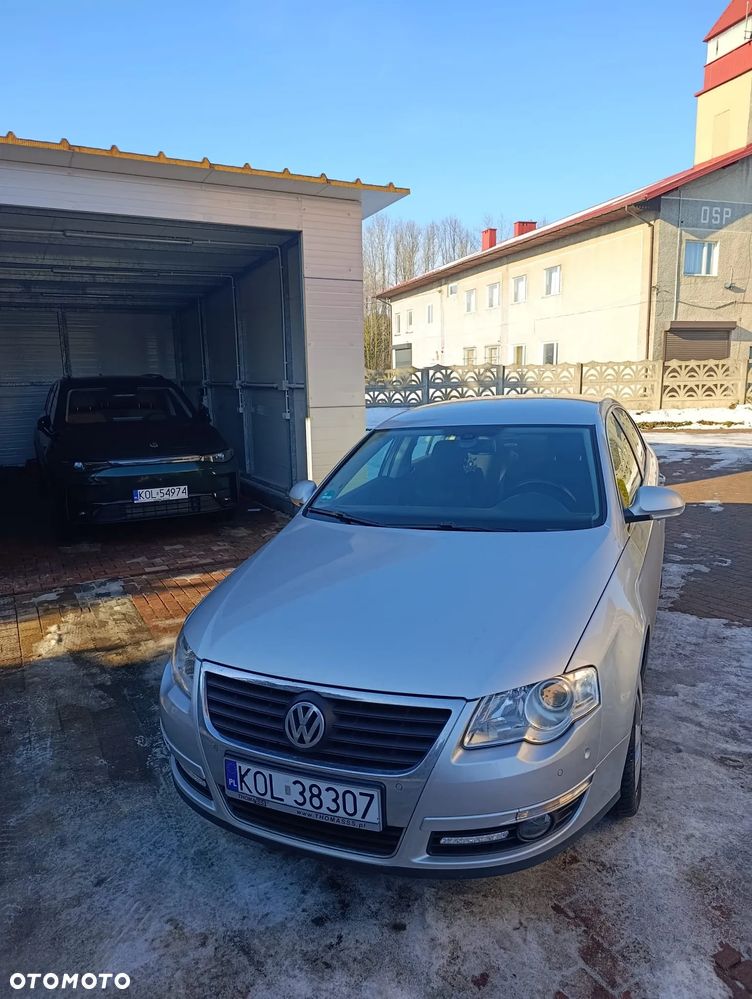 Volkswagen Passat - 16