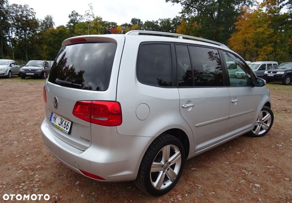 Volkswagen Touran 2.0 TDI DPF Highline - 4