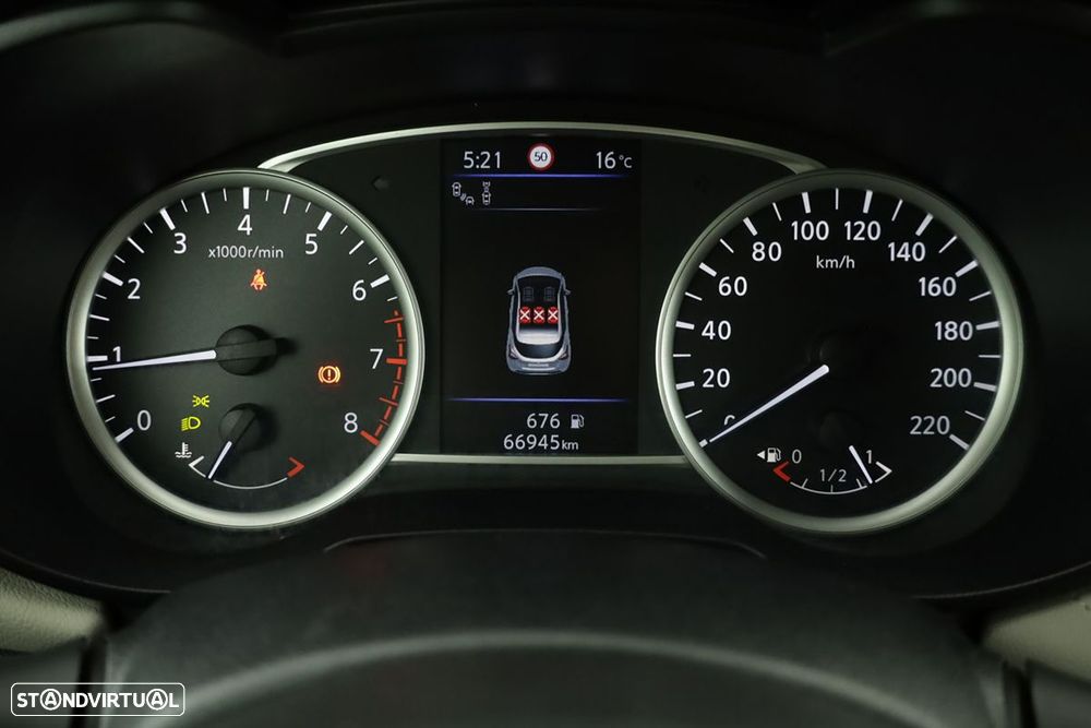 Nissan Micra 1.0 IG-T Tekna - 16