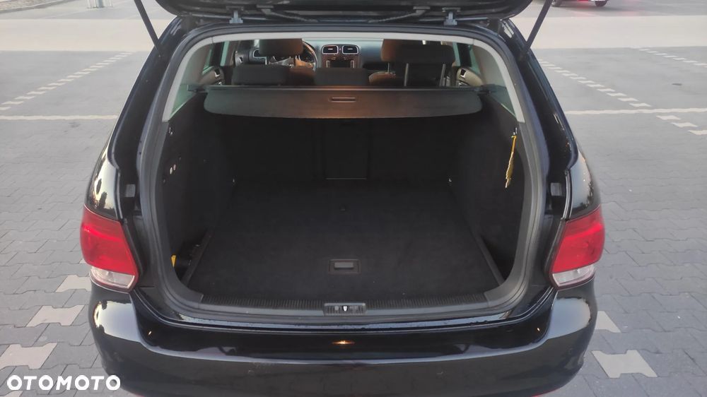 Volkswagen Golf Variant 2.0 TDI Comfortline DSG - 11