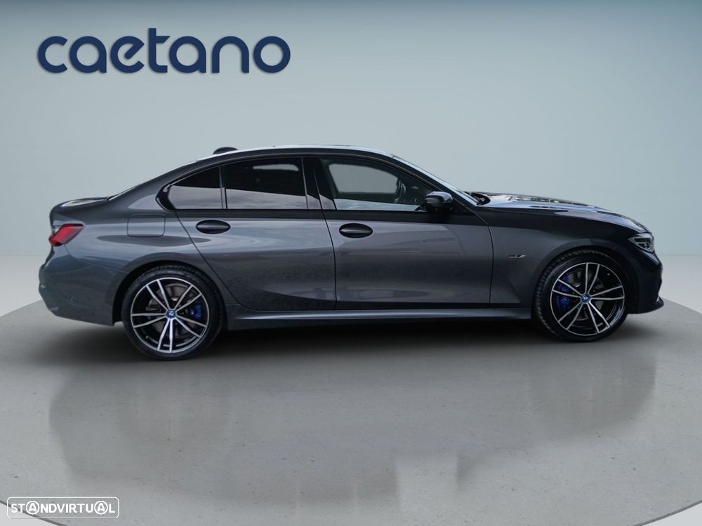 BMW 330 e Pack Desportivo M Auto - 9