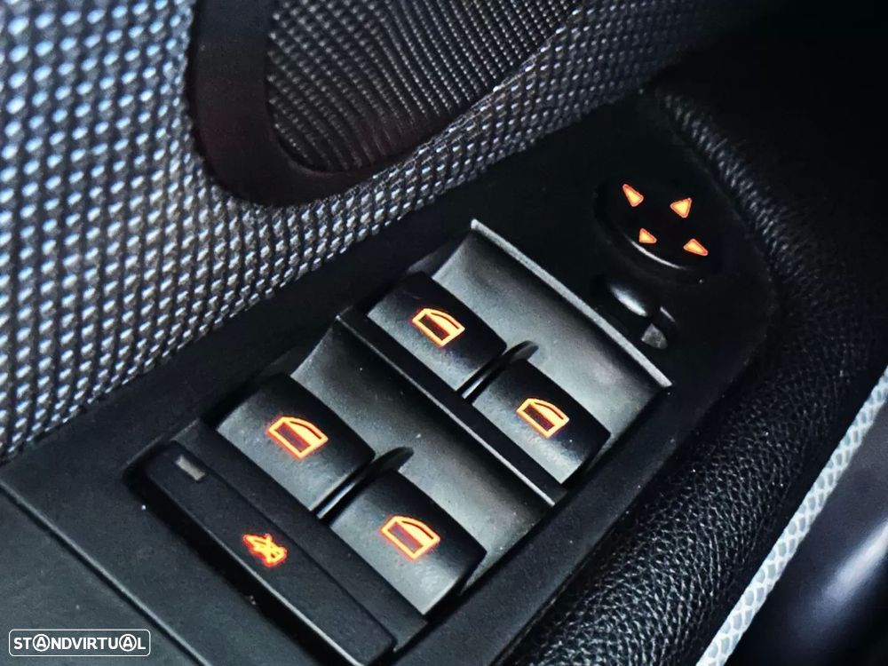 BMW 318 d Auto Pack M - 21