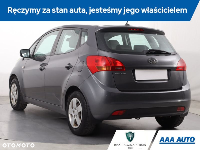 Kia Venga - 5