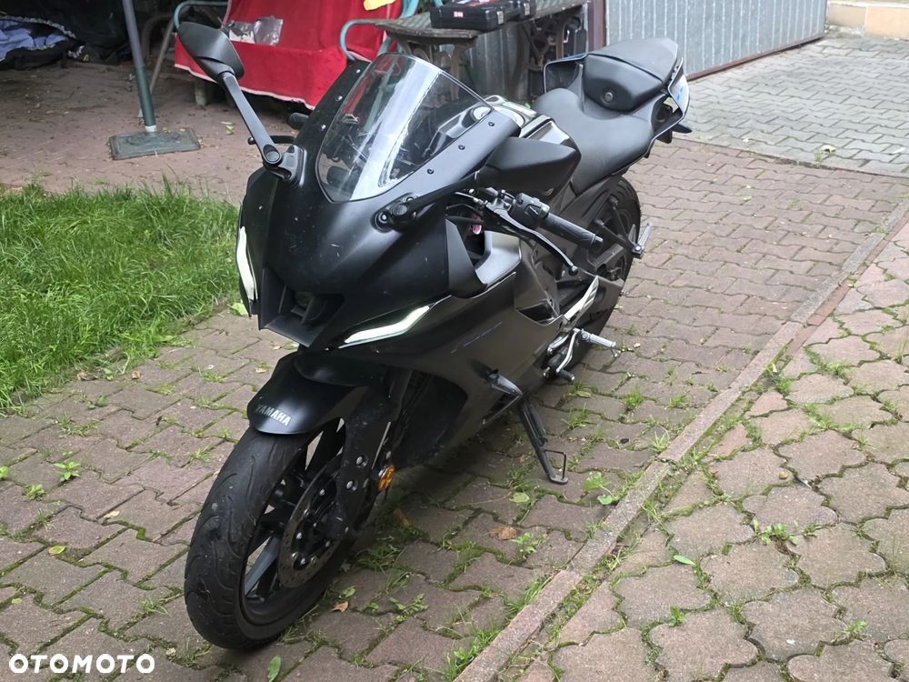 Yamaha R125 - 1