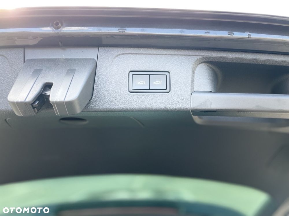 Volkswagen Passat 2.0 TDI BMT Highline DSG - 23