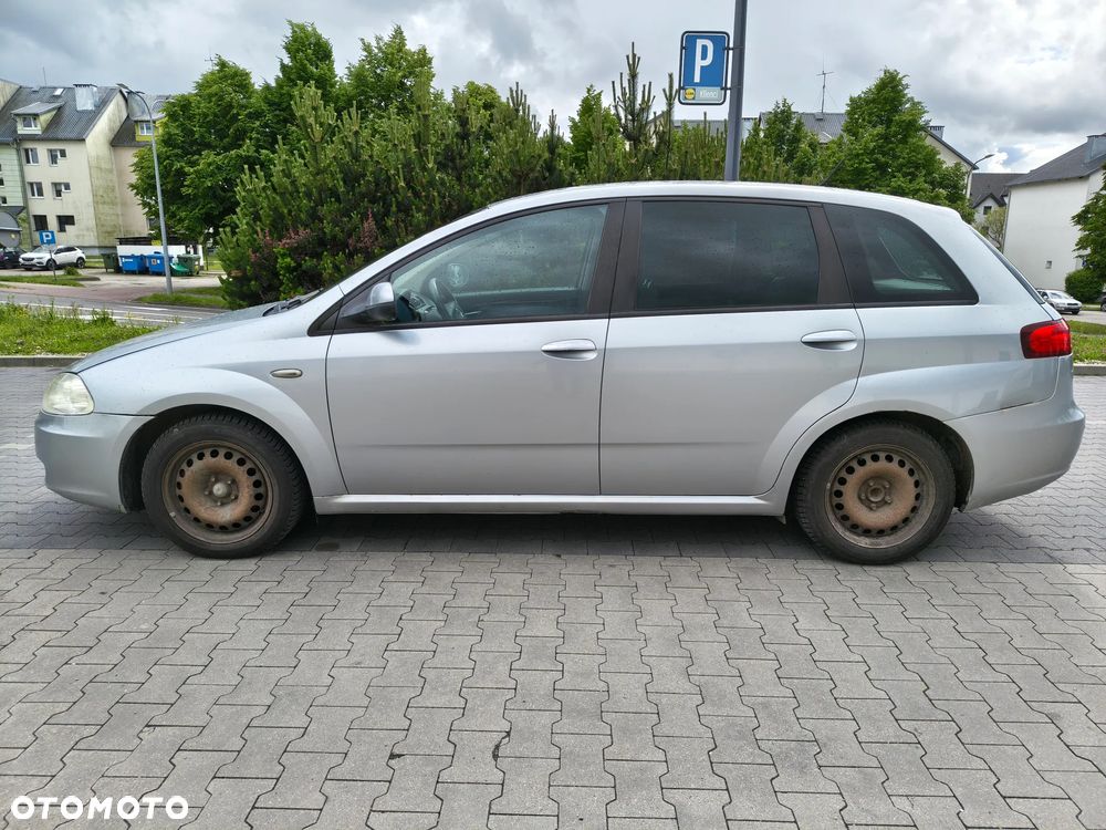 Fiat Croma 1.9 JTD Emotion - 6