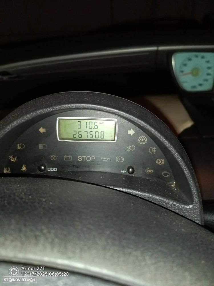 Peugeot 807 2.2 HDi - 19