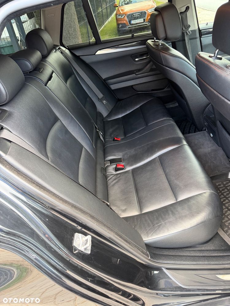 BMW Seria 5 525d - 20