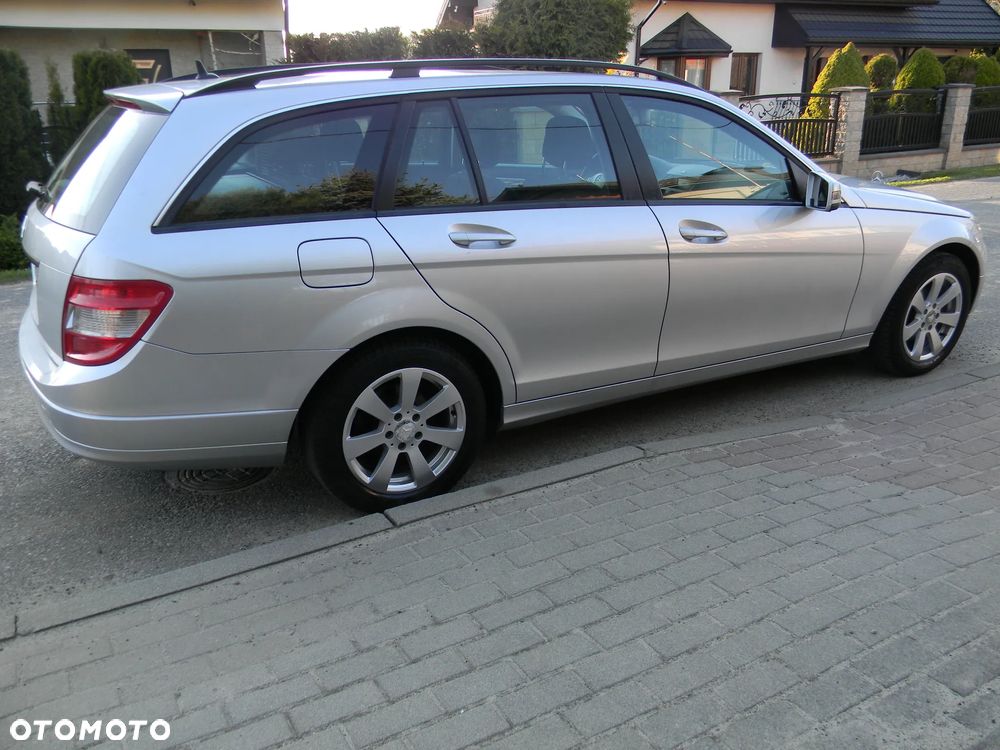 Mercedes-Benz Klasa C 200 CDI DPF Avantgarde - 17