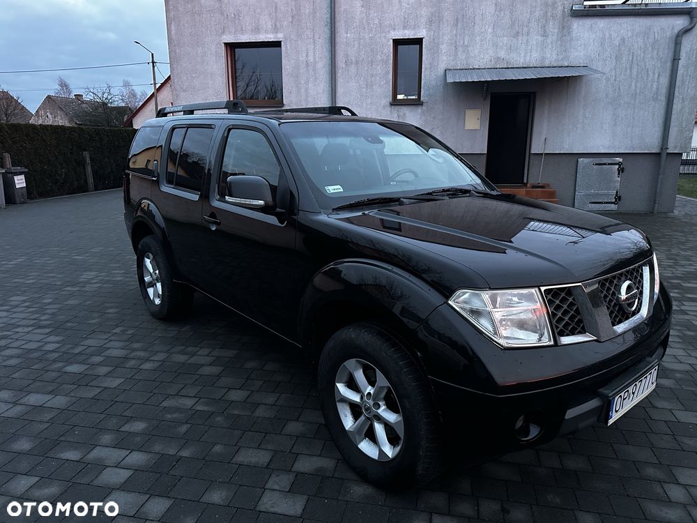 Nissan Pathfinder - 3