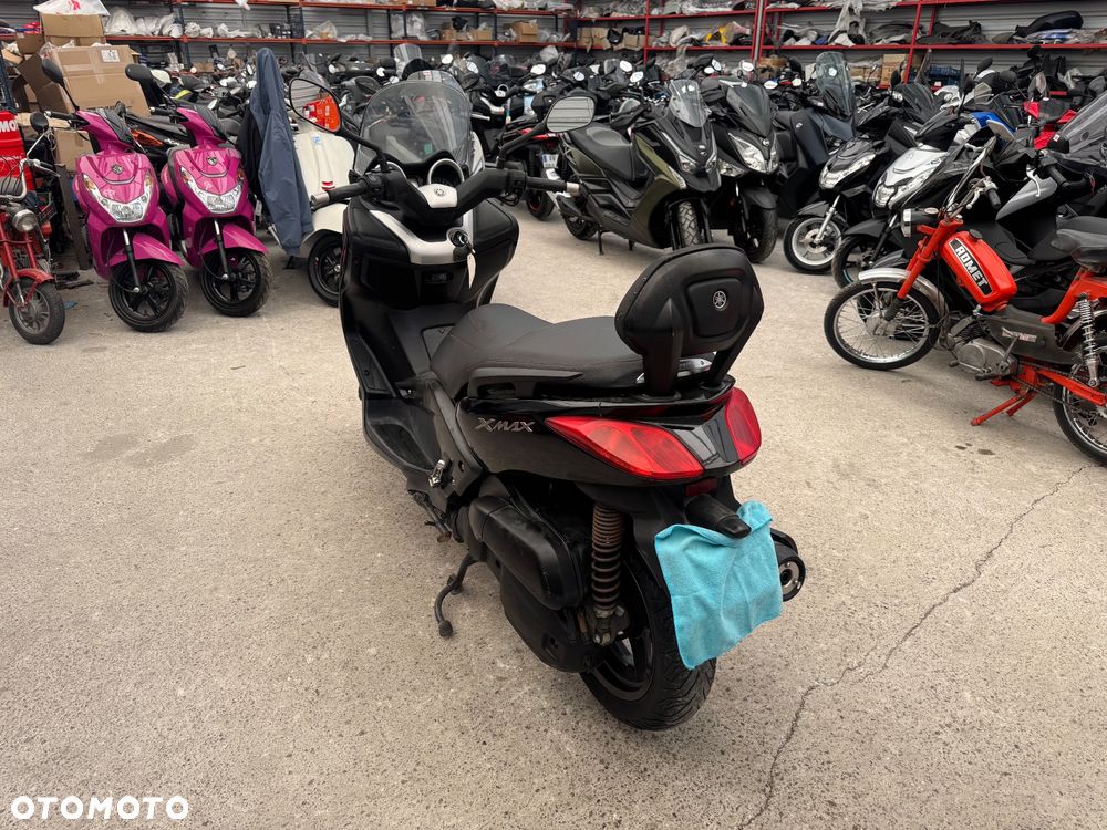 Yamaha X-max - 5