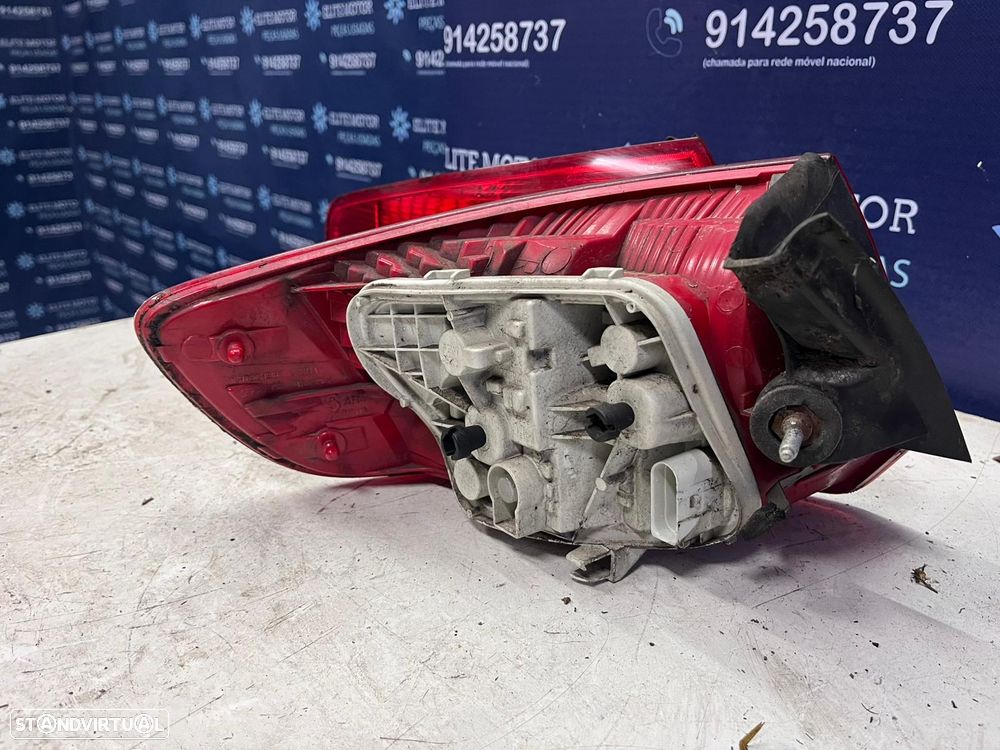 Farolins usados AUDI A3 8P SPORTBACK 5 PORTAS farolim - 10