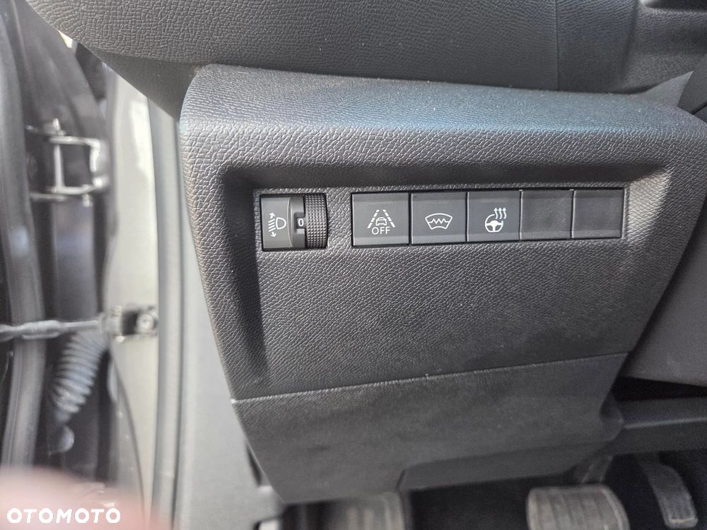 Citroën C4 1.2 PureTech Plus S&S EAT8 - 16