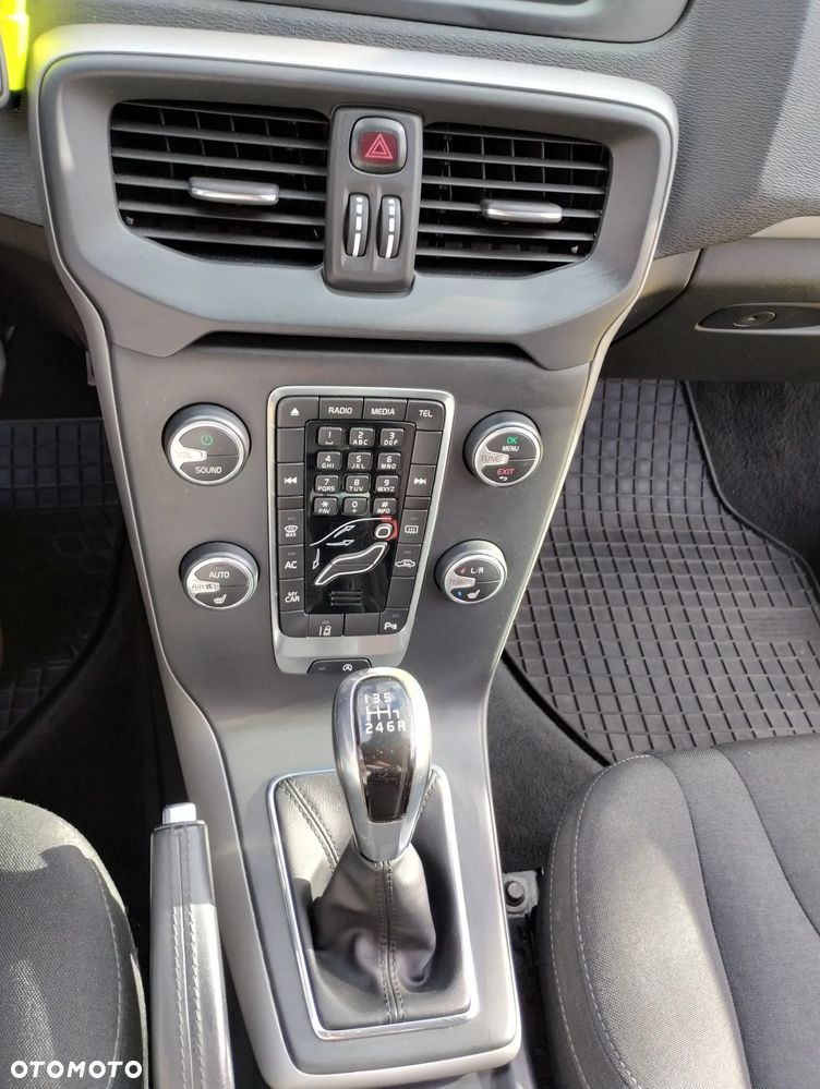 Volvo V40 - 5
