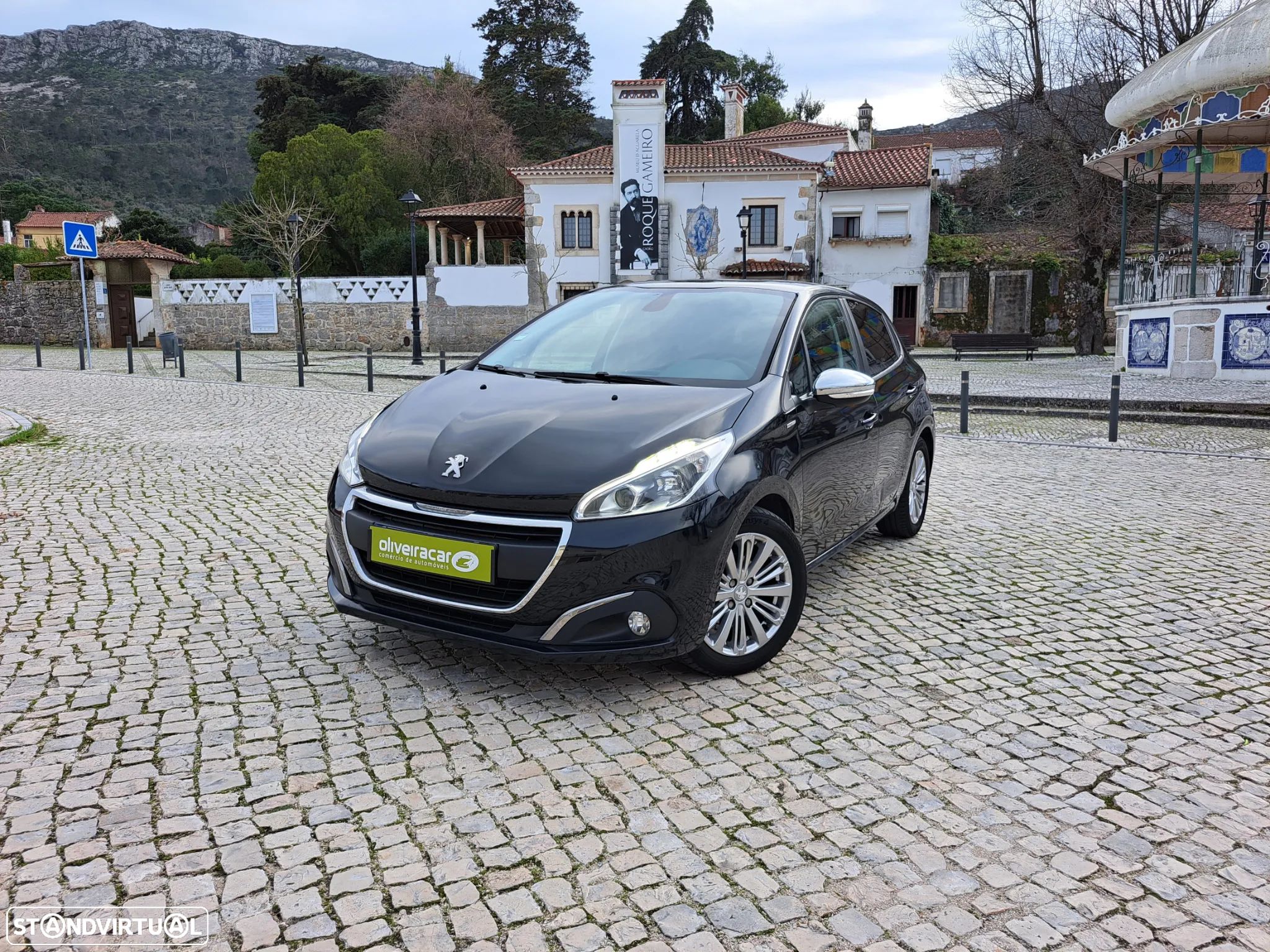 Peugeot 208 1.6 BlueHDi Style - 1