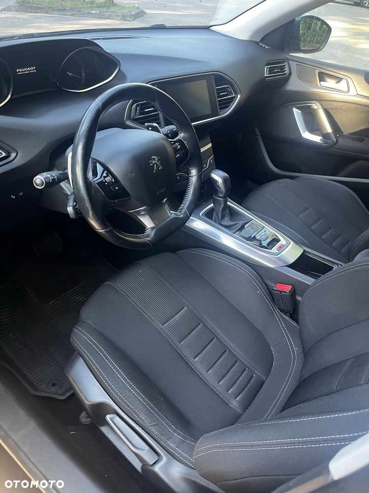 Peugeot 308 - 7
